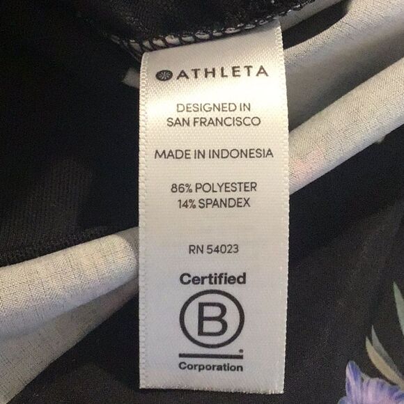 Athleta Black Floral Print Drawstring Waist Zip Pocket Athleisure Shorts - Picture 14 of 15